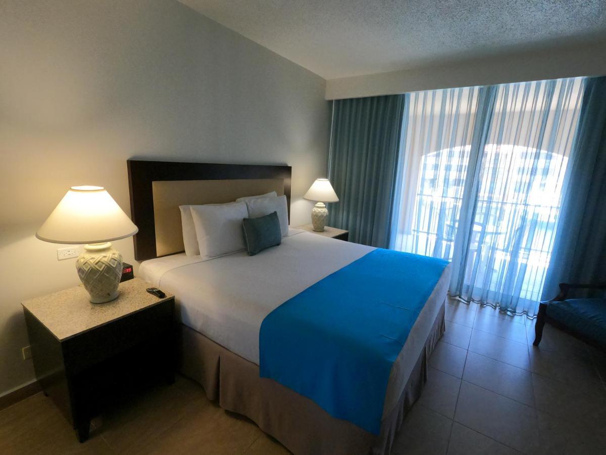 Park Royal Homestay Club Cala Puerto Rico Humacao Exterior photo